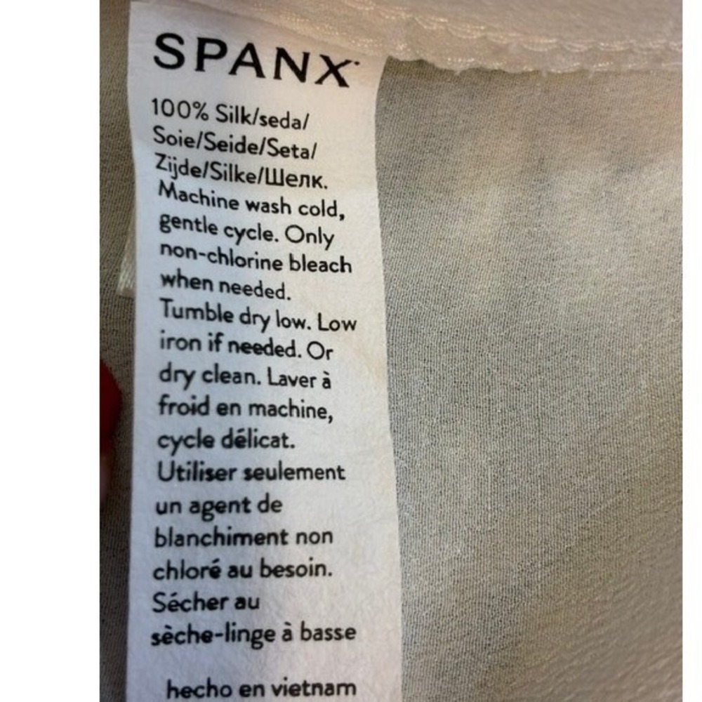 Spanx Button Down Shirt Womens Size M Cream 100% Silk Sheer Paneled Excellent - Picture 4 of 5